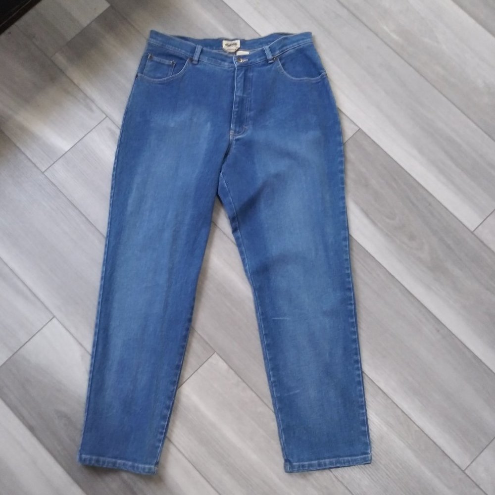 NWOT - JC Penny Ladies Jeans Size 14
